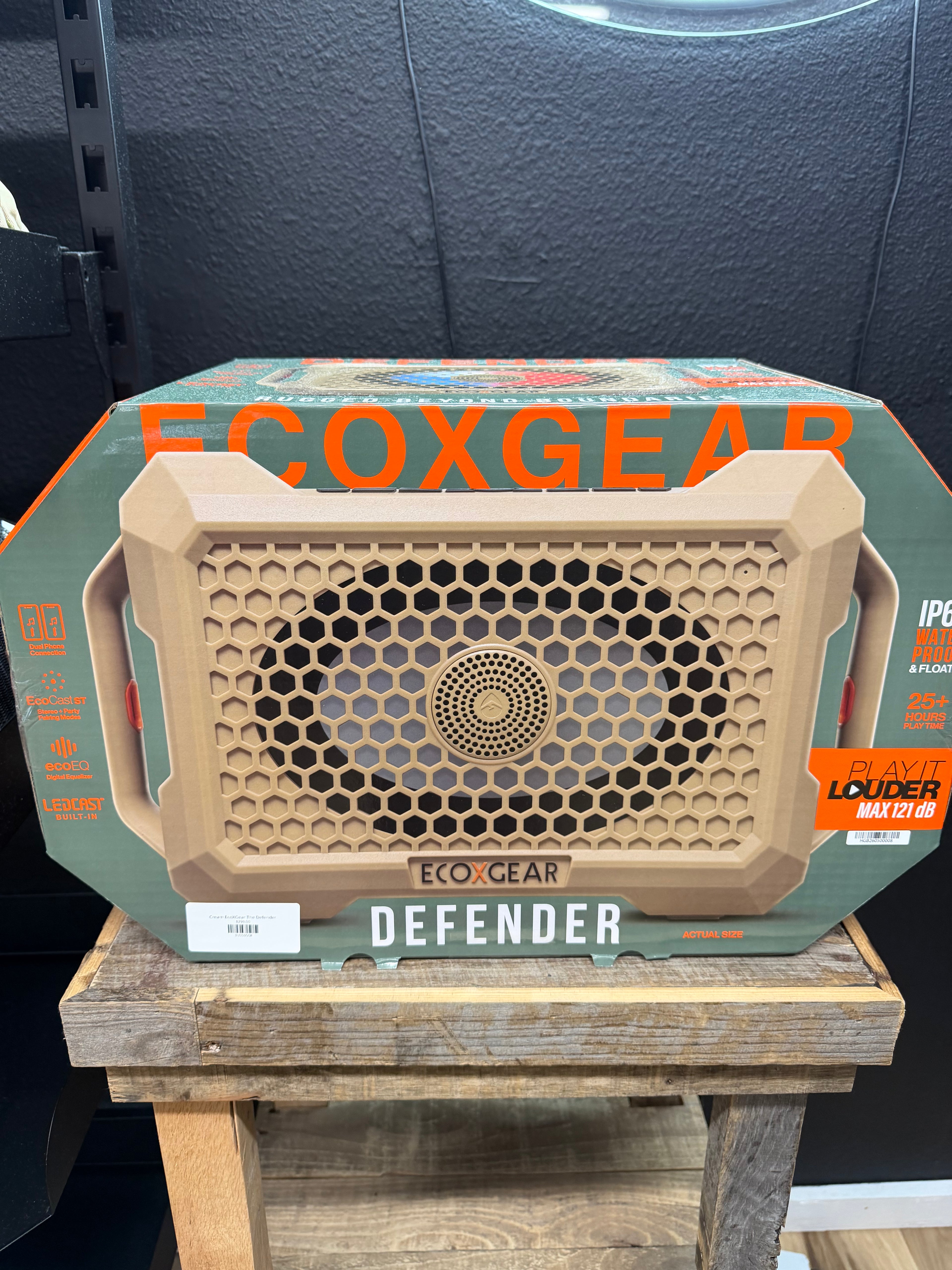 Cream EcoXGear The Defender